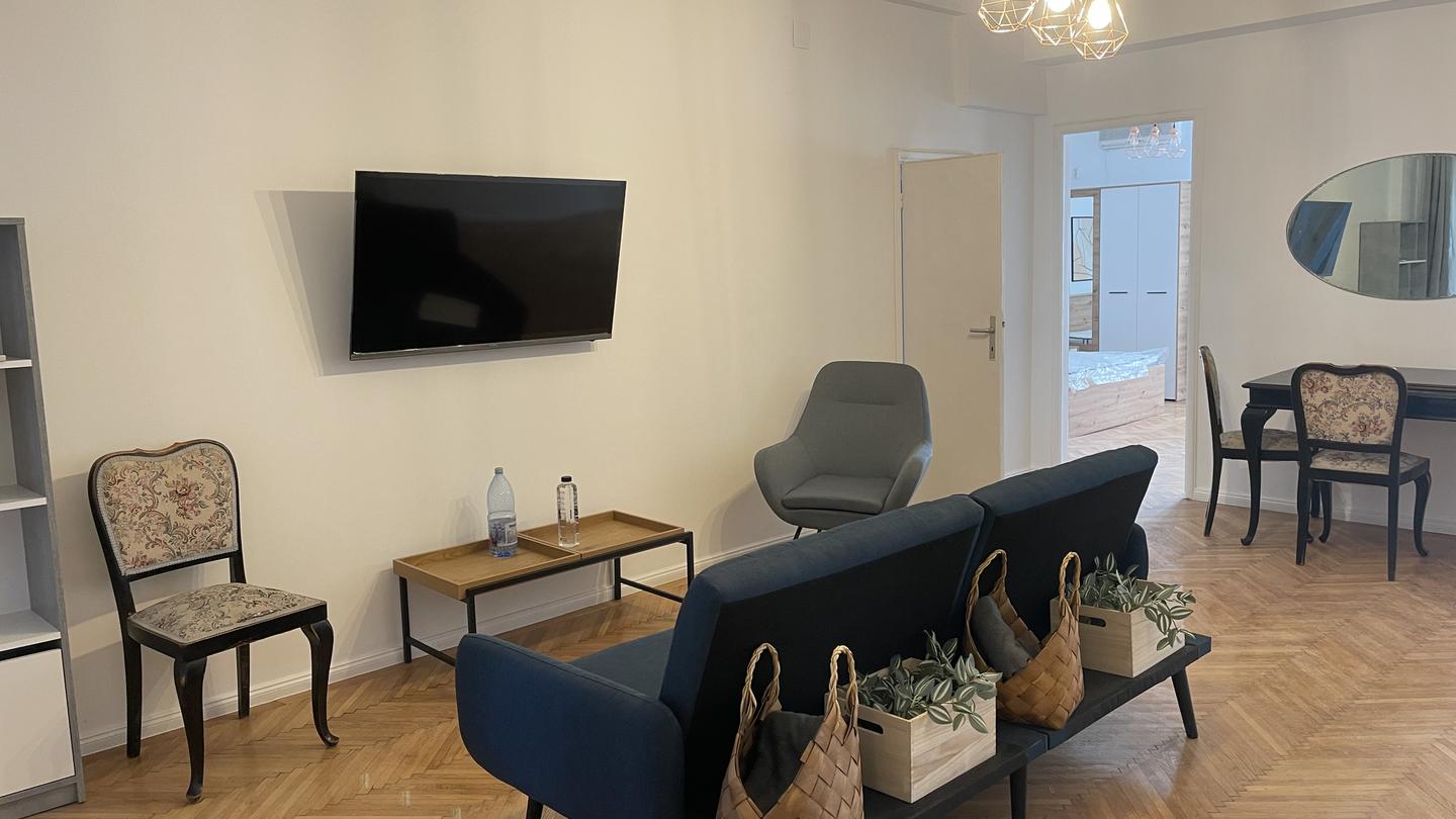 5-BEDROOM APARTMENT – CALEA VICTORIEI | UNIVERSITATE | LARGE TERRACE - Image 1