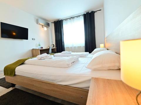 Double room, 3rd floor - With AC