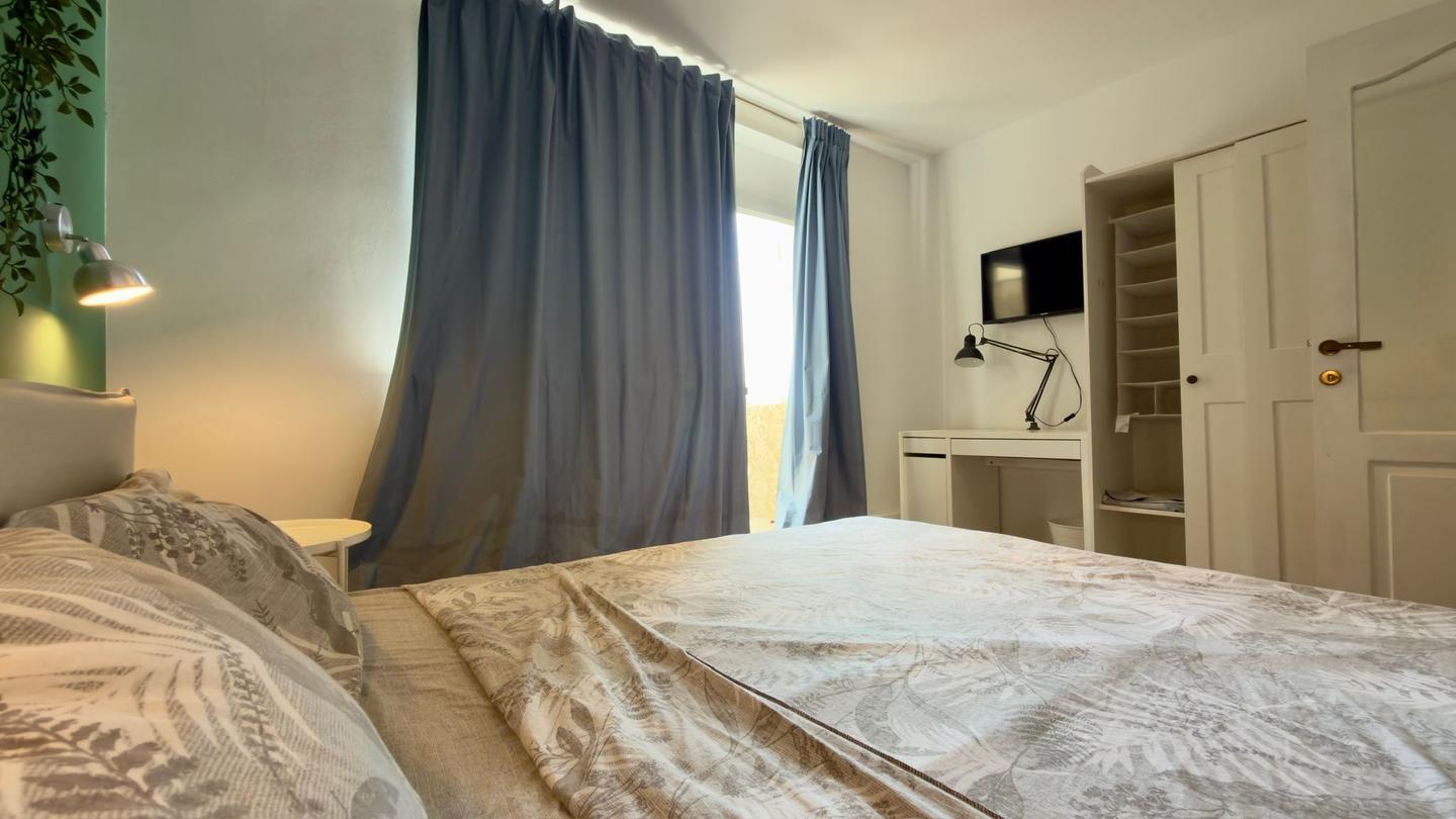 3-BEDROOM APARTMENT FOR RENT – UNIVERSITATE / ARMENEASCĂ - Image 1