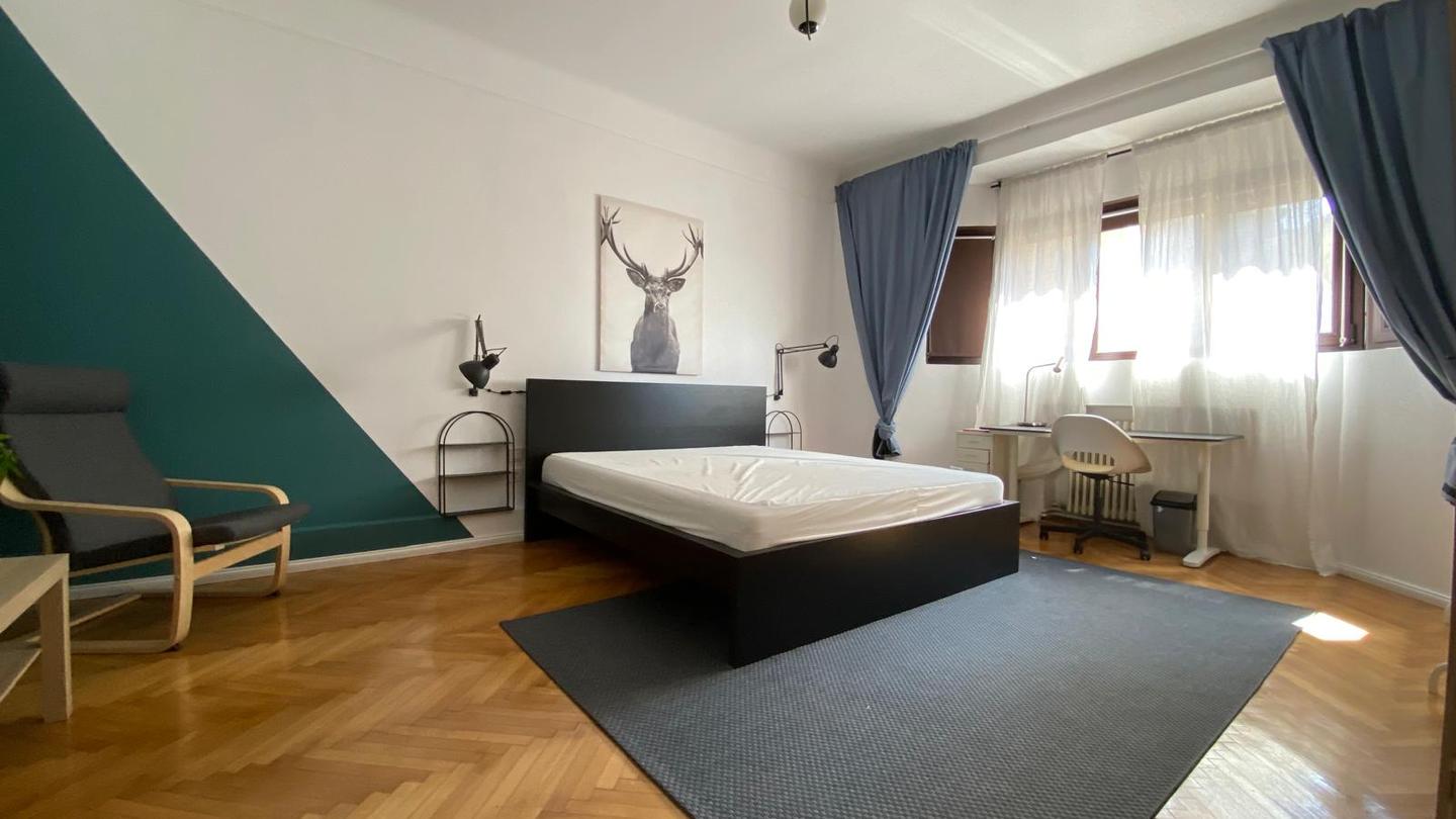 4-BEDROOM APARTMENT FOR RENT – SPACIOUS CENTRAL LOCATION (CISMIGIU / UNIVERSITATE) - Image 1