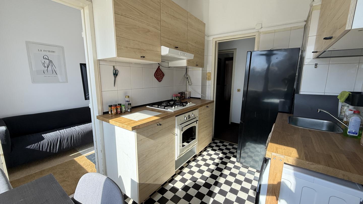 3-BEDROOM APARTMENT FOR RENT – ULTRA CENTRAL LOCATION (UNIVERSITATE / ROMANĂ) NICOLAE BALCESCU - Image 1